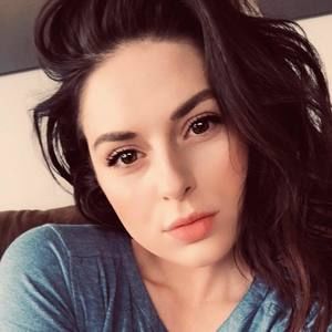 Meet your Posher, Janica